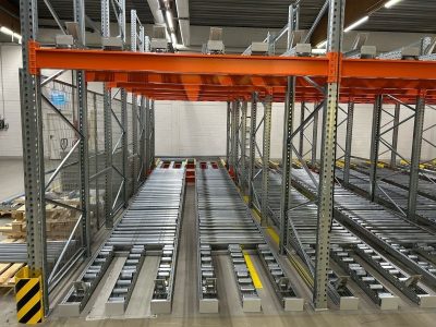 Andernach - realizace regálů v Německu