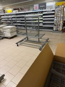 Město Ladenbau - prodejna Netto - regálové montáže