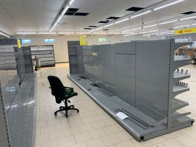 Ladenbau - prodejna Netto - regály